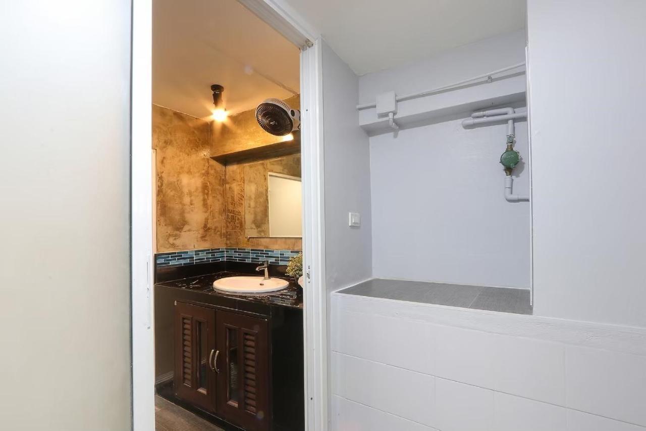 Baankhon Private Room In Thai House Check In By Yourself Code Inbox Adult Only กรุงเทพมหานคร ภายนอก รูปภาพ