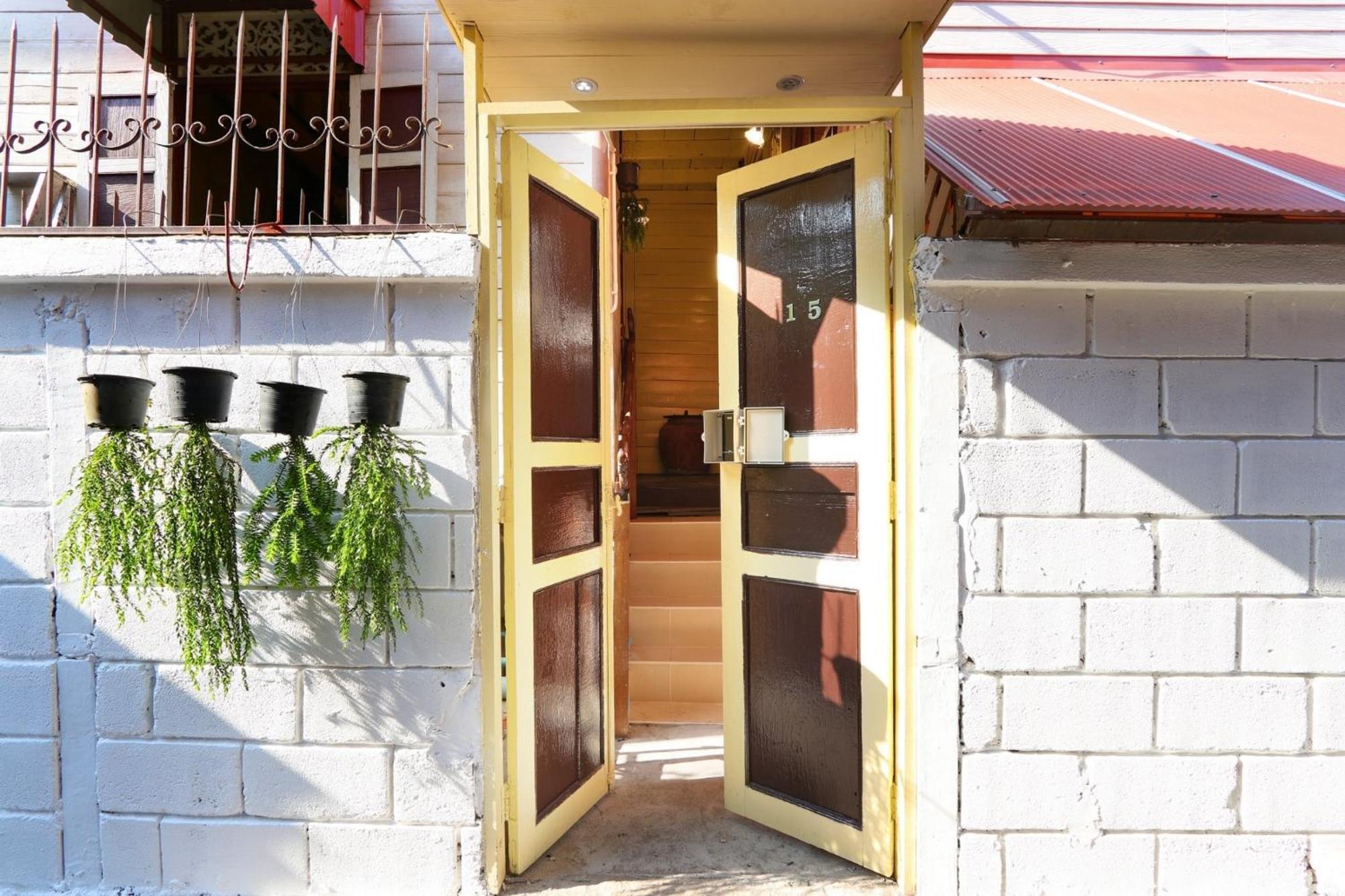 Baankhon Private Room In Thai House Check In By Yourself Code Inbox Adult Only กรุงเทพมหานคร ภายนอก รูปภาพ
